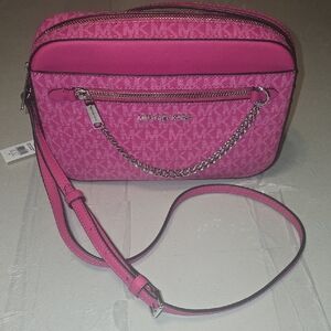 Michael Kors Jet Set Chain Crossbody Dragonfruit